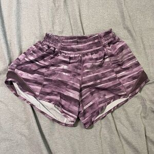 Lululemon Hotty Hot Short II Long 4” Shadowed Smoked Mulberry Purple Sz 4 TALL